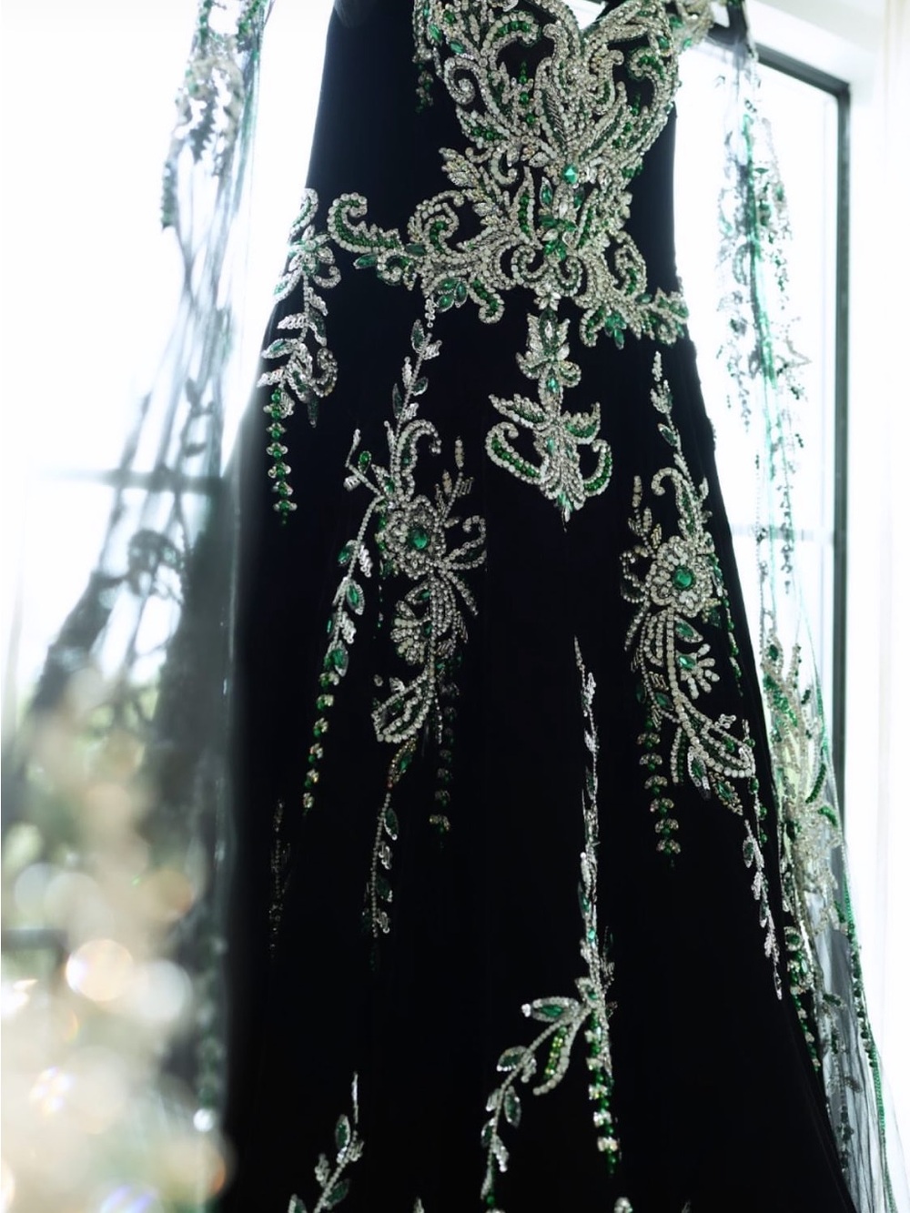 Source Unknown Black Prom Dress with Emerald & Silver Beading - Picture 4 of 4